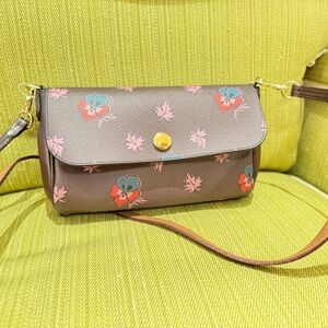 Coach leather bag dark brown crossbody